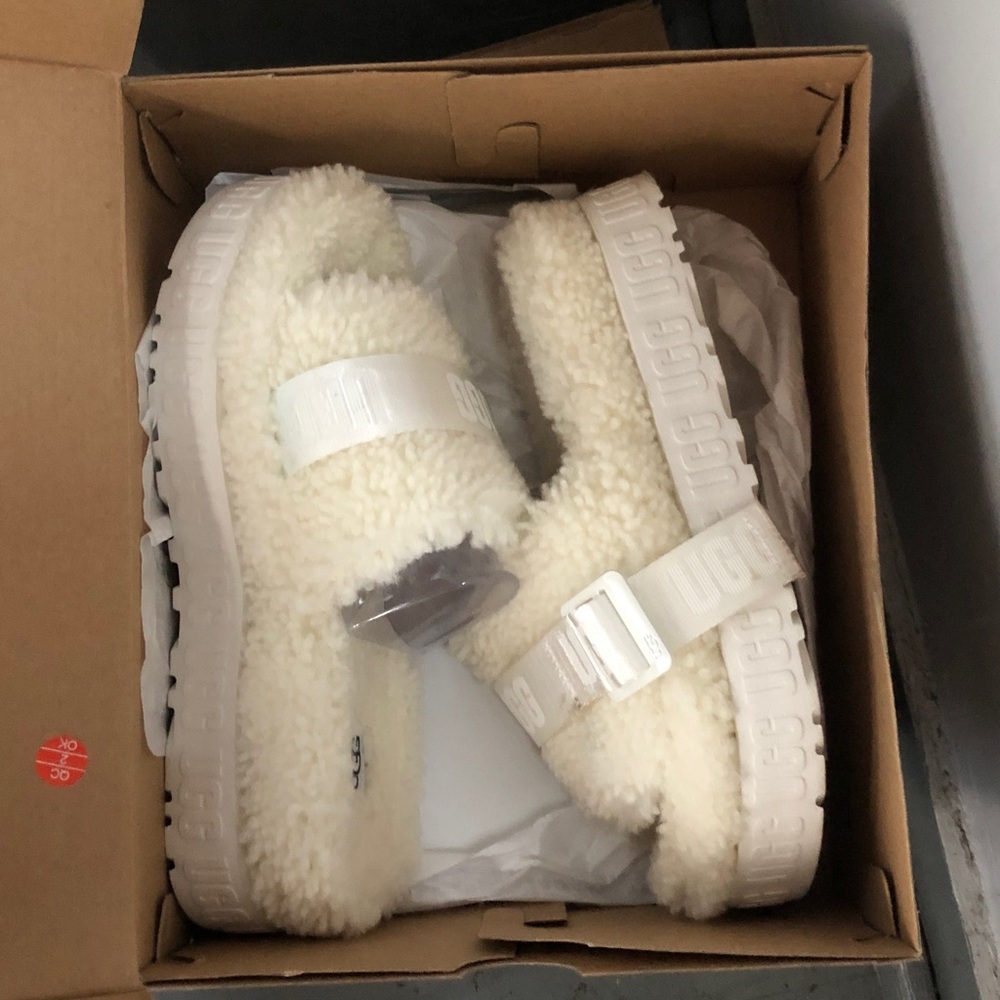 UGG Cream Fluffy Slide Sandals